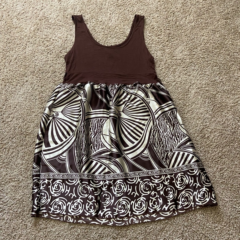 Brown and cream dress
